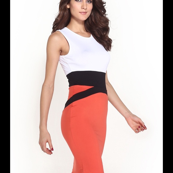 Celebrity style waist accented pencil dress