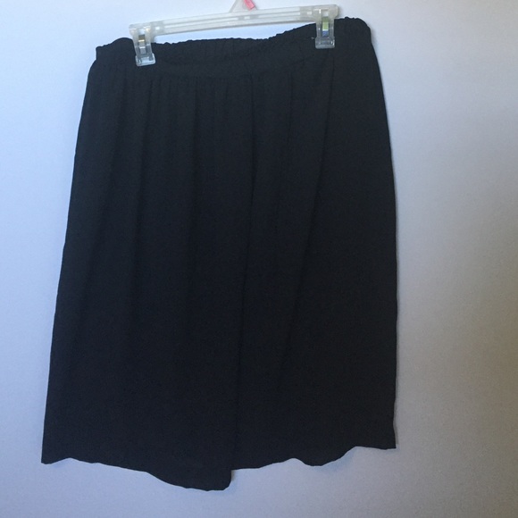 Off black skirt