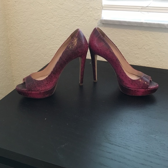 Snake skin pumps - Picture 2 of 3