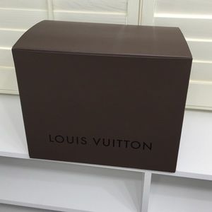 Louis Vuitton box