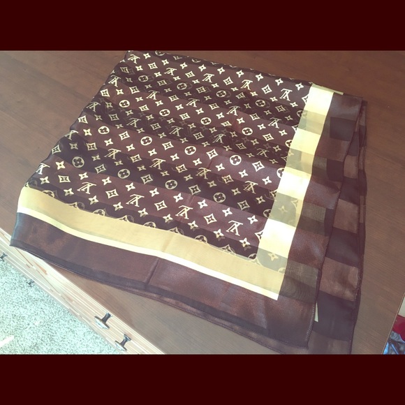 Louis Vuitton Scarf