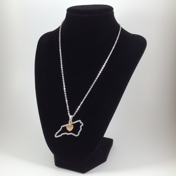 Jewelry - North Carolina state necklace