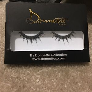 False eyelashes from Donnette Collection