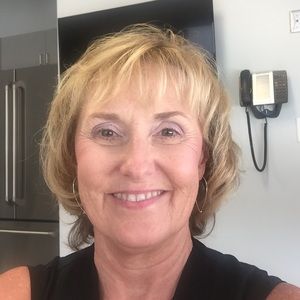 Meet your Posher, Rhonda