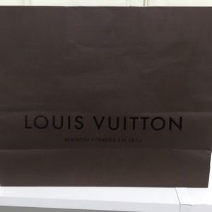 Louis Vuitton paper bag