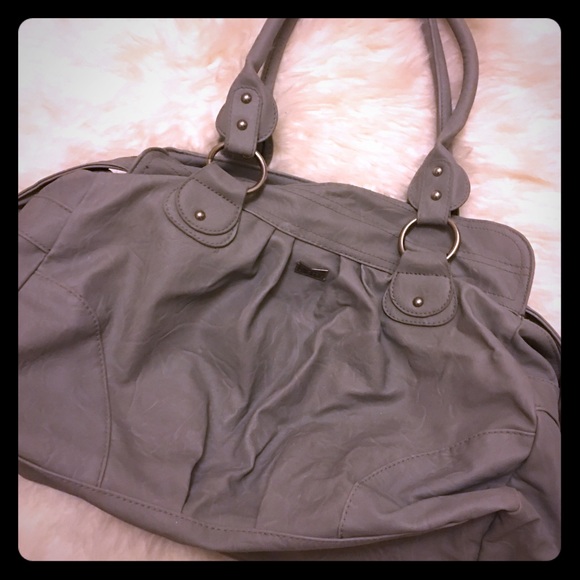 🔴S O L D🔴Kirra Handbag🎉
