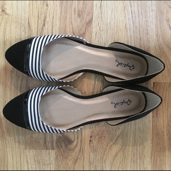 Black & White Striped Flats Modcloth