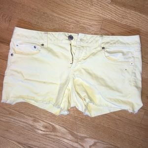 American eagle stretchy shorts