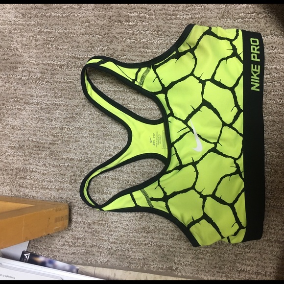 Nike Pro sports bra