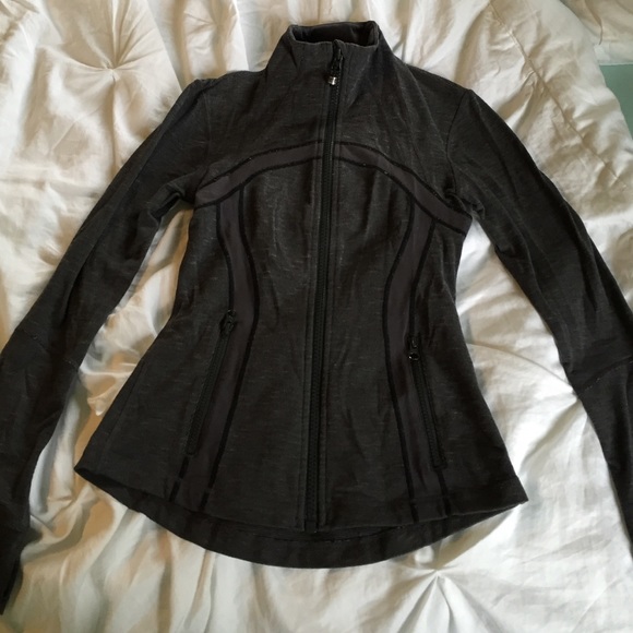 SOLD!!! Size 4 Lululemon Define Jacket