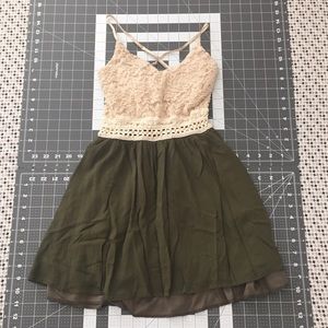 Glare Olive/Beige Lace Mini Dress in Size Medium