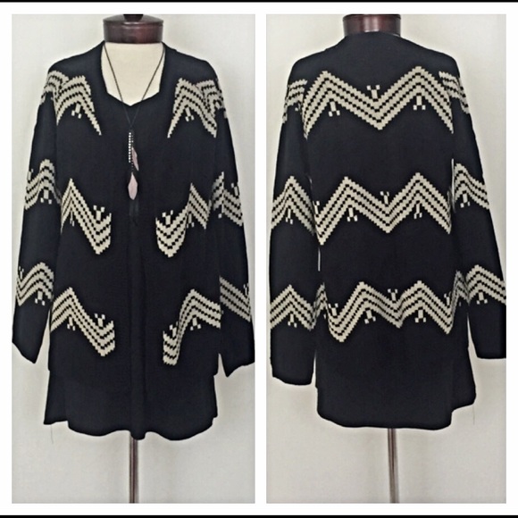 ✨SALE Chevron Cardigan Knit Sweater Small - Picture 5 of 5