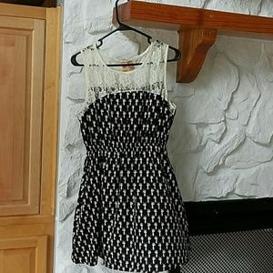 Dress - lace and cat pattern