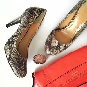 Jessica Simpson Shoes - Jessica Simpson snakeskin print round toe heels Jessica Simpson Shoes - Jessica Simpson snakeskin print round toe heels