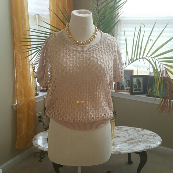 Forever 21 knitted short sleeve top