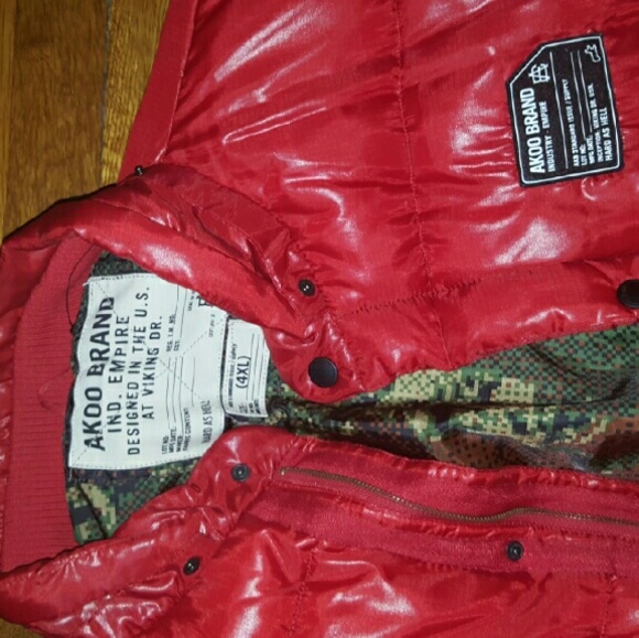 Akoo Red Puffer Vest 4xl