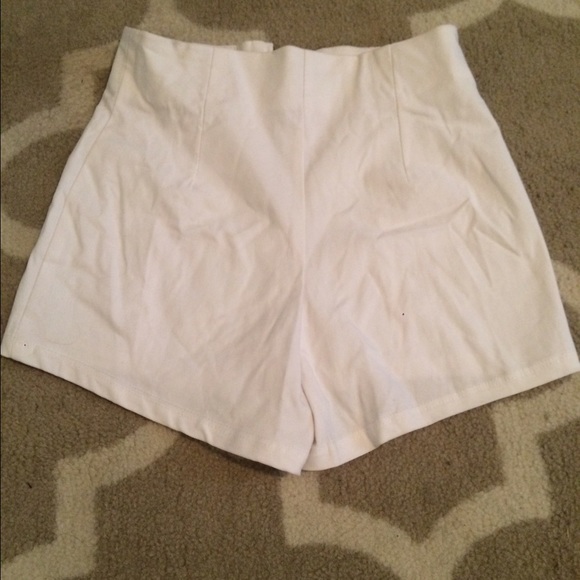 Foreign Exchange high wasted Shorts