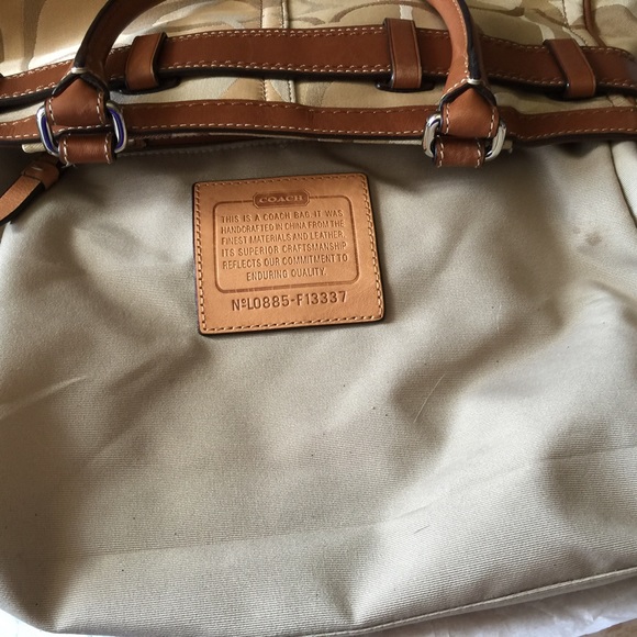 Purse - Picture 3 of 4
