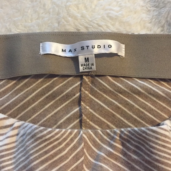 Skirt - Picture 3 of 3