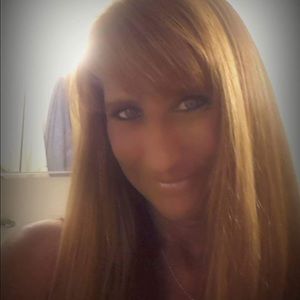 Meet your Posher, Carla