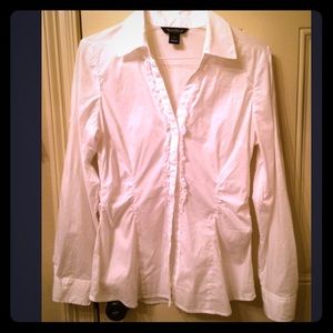 White House Black Market Classic size Large Top