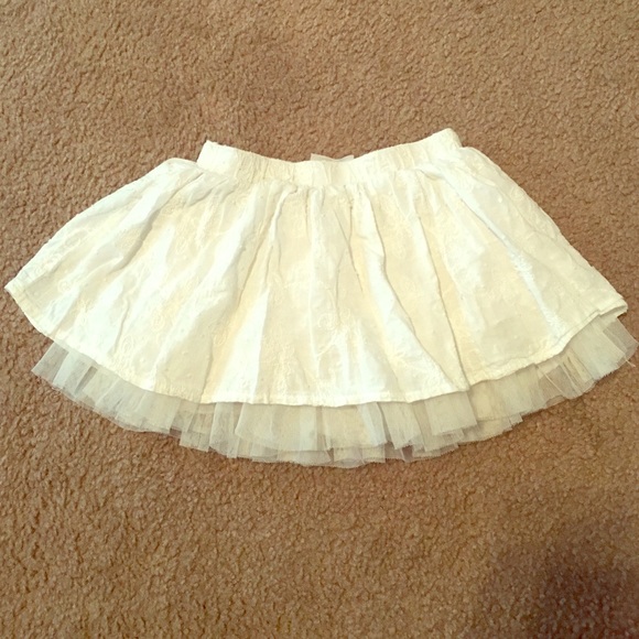 Skirt worn 2 times for pictures! Super cute!!