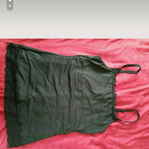 Stretchy black tank-lace lined