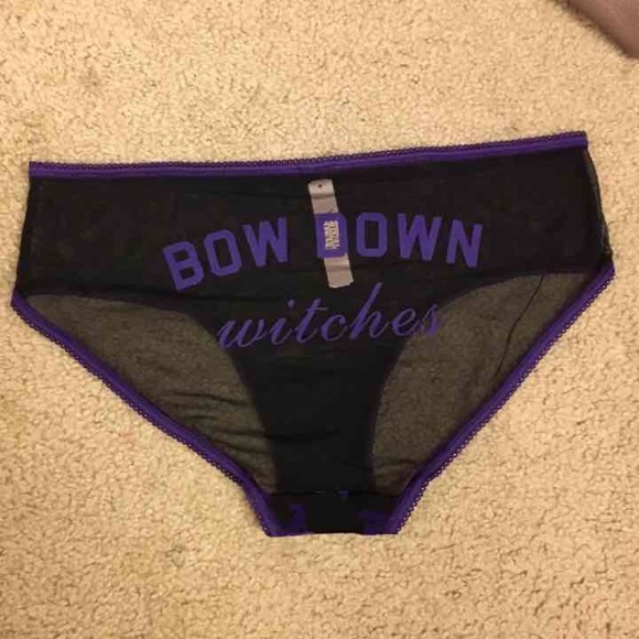 NWT VS PINK Halloween panty bundle - Picture 3 of 4