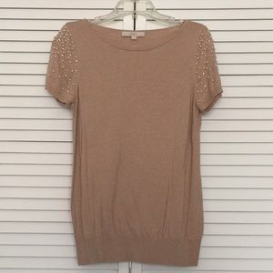 Sweater shirt with beaded sleeves