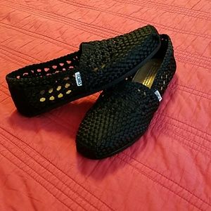 Toms size 8.5 women's flats