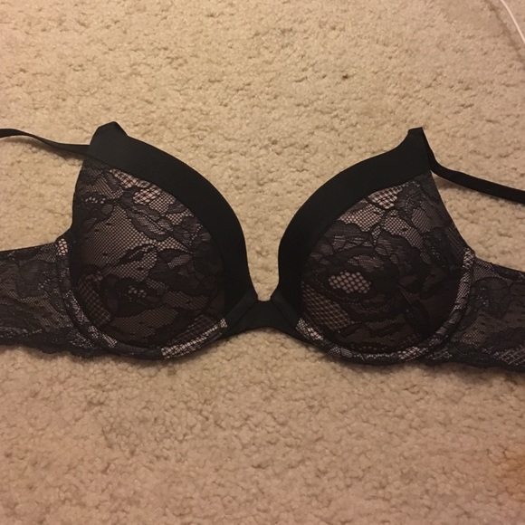 Victoria's Secret Demi Uplift 32D