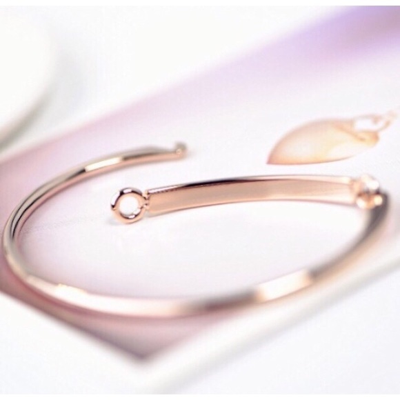 ✨Believe In Yourself Cuff Bracelet ✨ - Picture 2 of 4