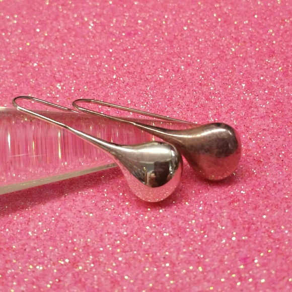 Vintage Sterling Silver Drop Earrings