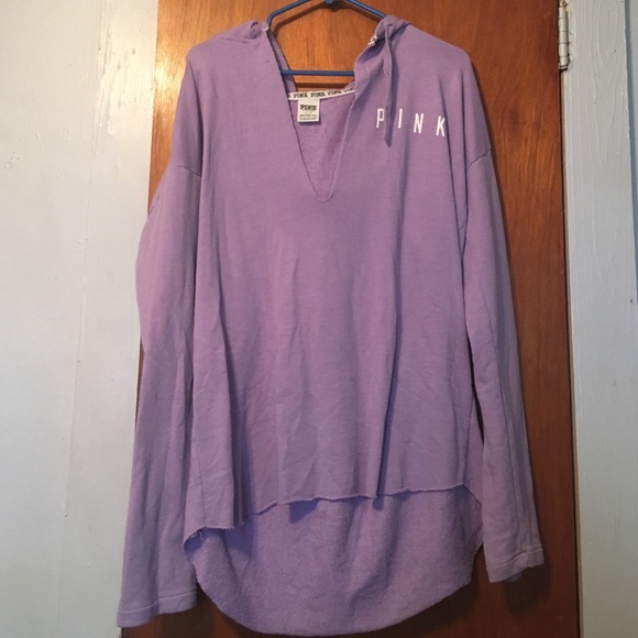 VS PINK Pullover