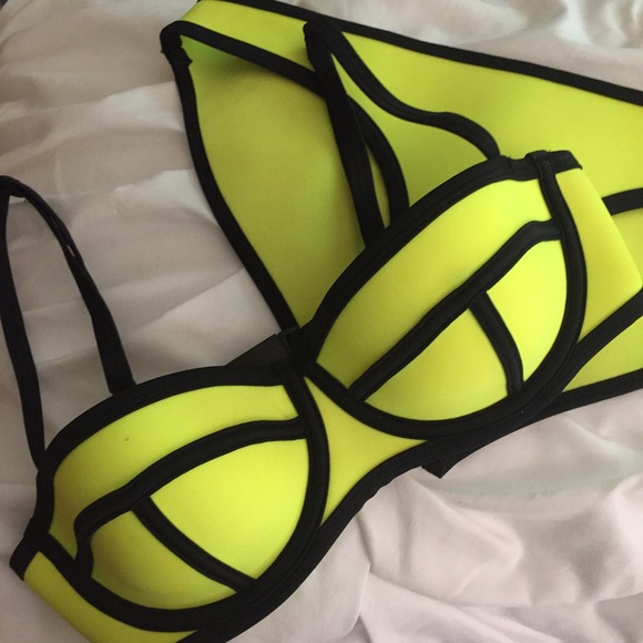 Triangl bikini
