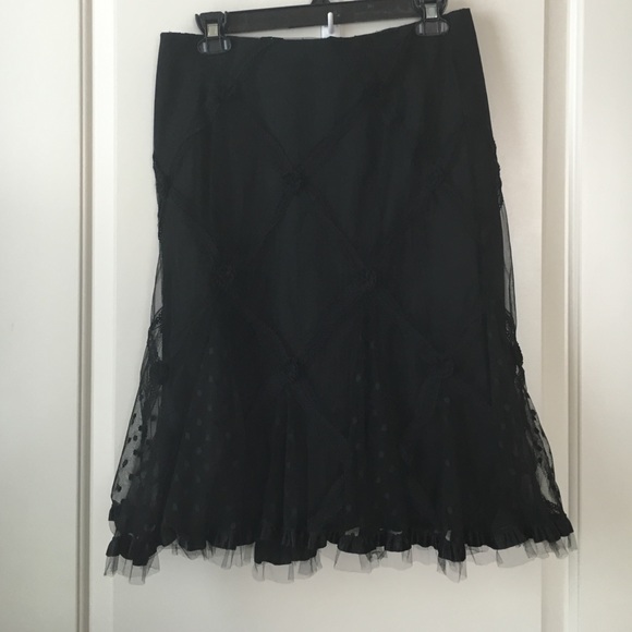 Beautiful lace detail Skirt