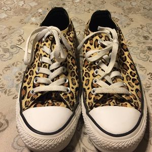 ❤️Leopard all star converse❤️ price marked down ⬇️