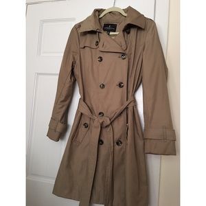 London Fog Trench Coat-Size M