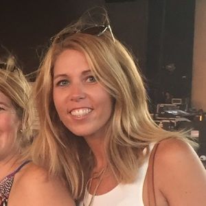 Meet your Posher, Whitney