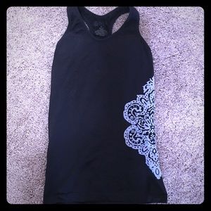 Black workout tank
