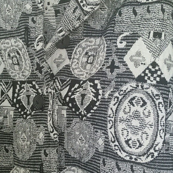 Blazer - Picture 3 of 3