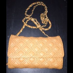 Cross-body Purse !