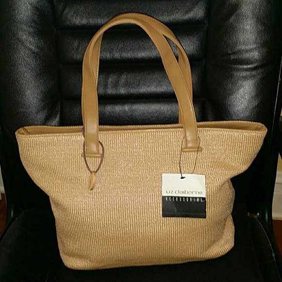 Liz Claiborne Handbags - 🆕 Liz Claiborne bag