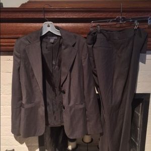 Ann Taylor suit with light blue piping in it