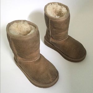 Little girl UGGs