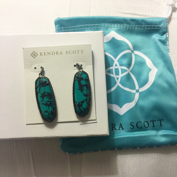 NWT Lauren Kendra scott earrings - Picture 3 of 3
