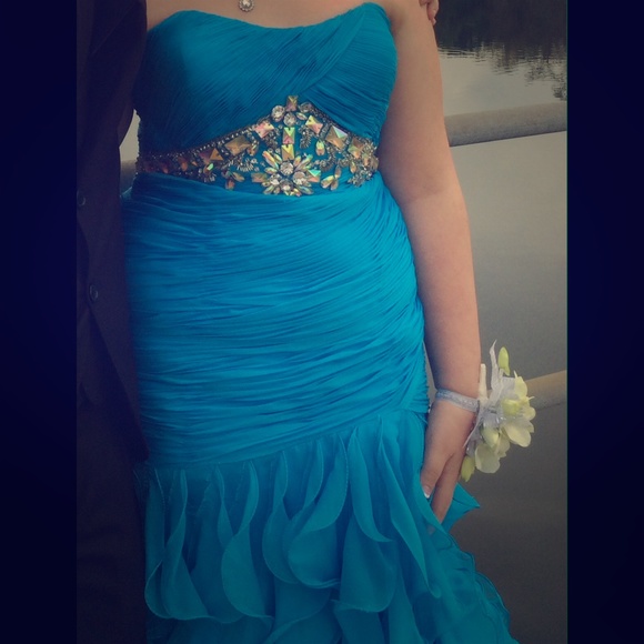 Blue prom dress