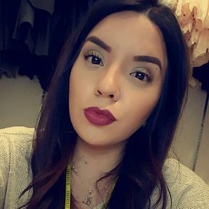 Meet your Posher, Brianna