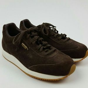 Puma Sneakers