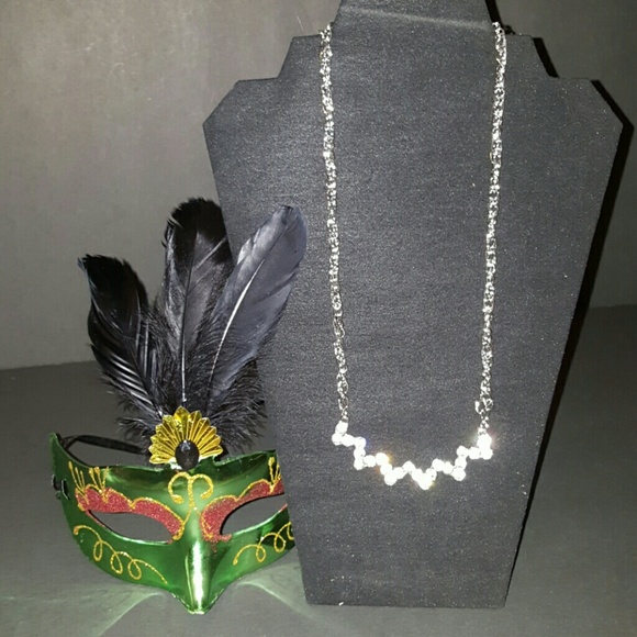 New Silver stone necklace